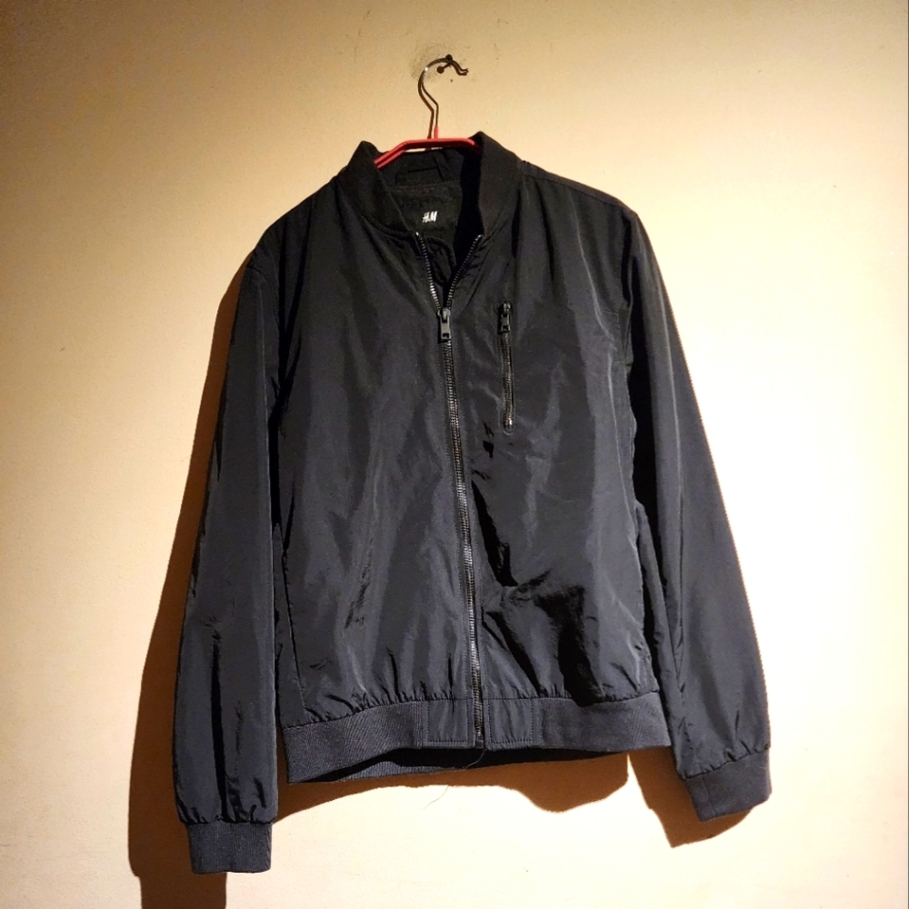 H&M Men's Black Zip-up Bomber Jacket
